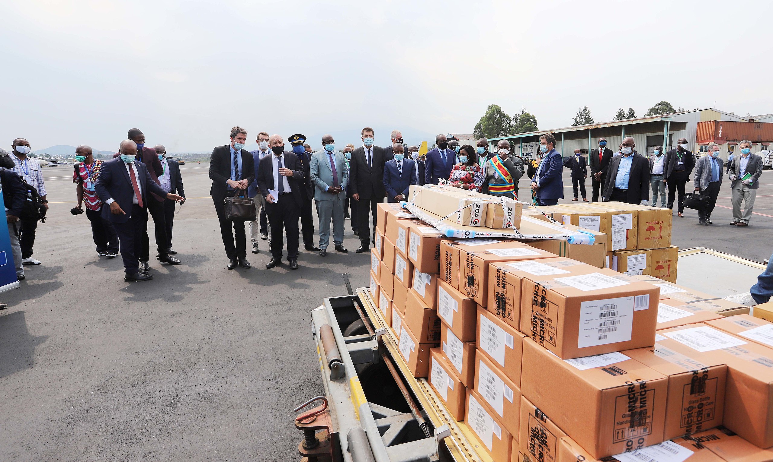 3. Humanitarian aid. Source: MONUSCO Photos/Maryam Asmani. https://commons.wikimedia.org/wiki/File:Covid-19_-_international_solidarity_with_DRC.jpg